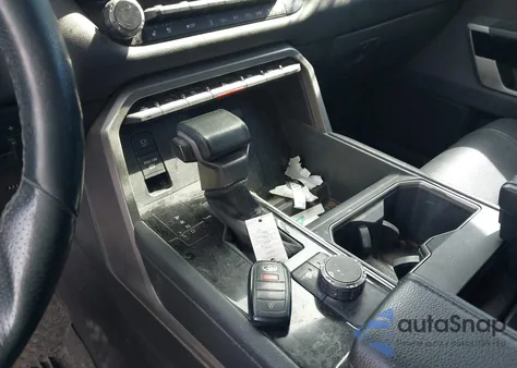 2022 Toyota Tundra Hybrid Limited from USA, damaged, VIN 5TFJC5BC3NX001030